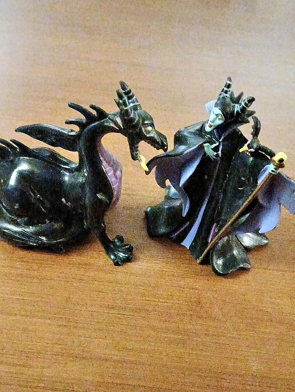 Disney Sleeping Beauty Maleficent And black purple dragon figurine 3.5 inch tall